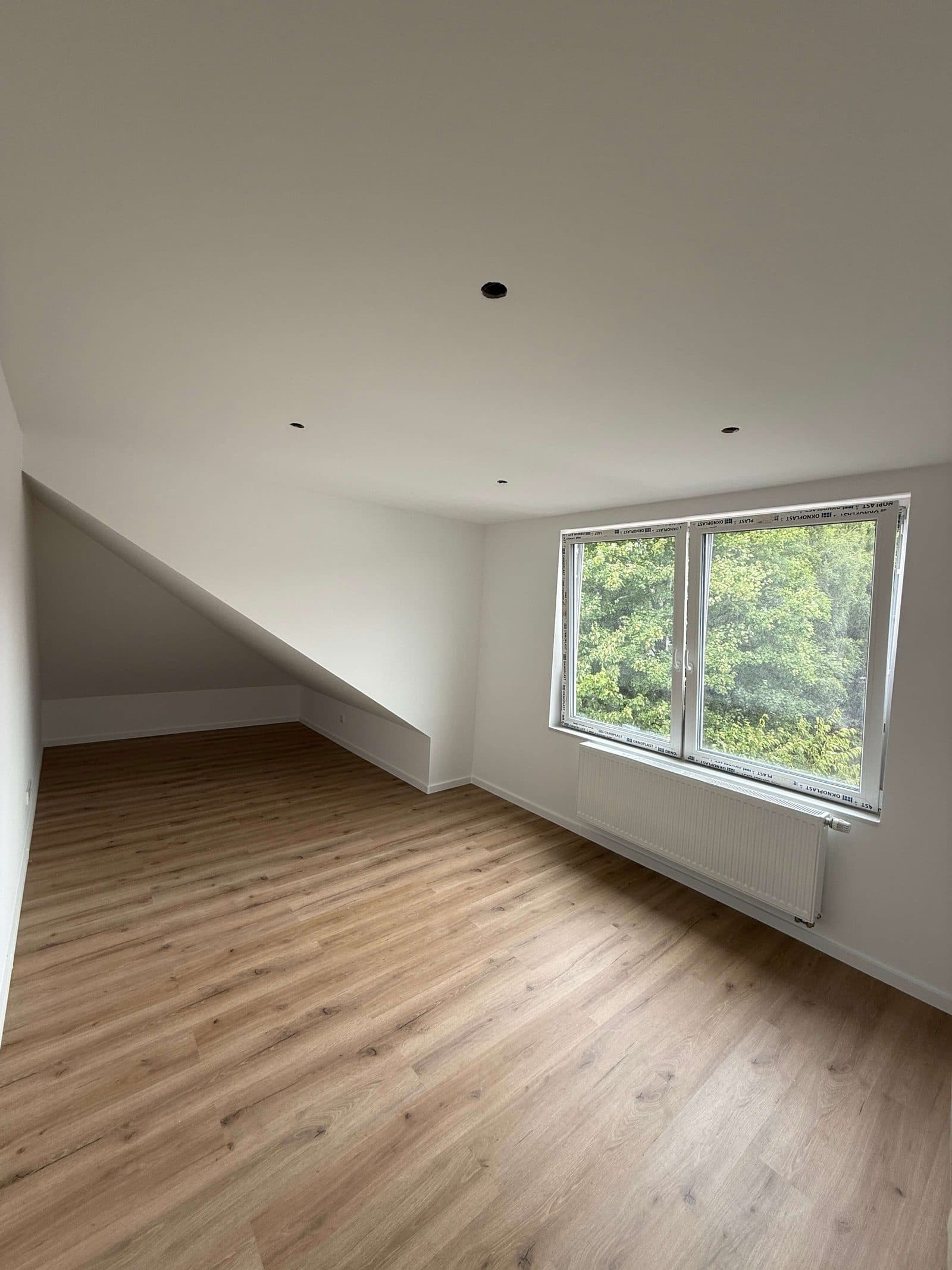 Zimmer mit Fenster